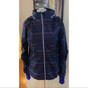 Like new lululemon wind breaker jacket